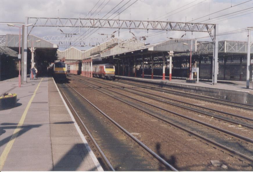 Crewe Railway Station 2000 © Nigel Thompson Geograph Britain And Ireland 