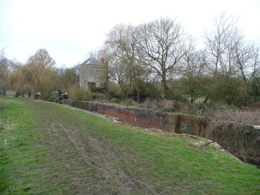 Cerney Wick Lock And Lock-keeper's... © Christine Johnstone Cc-by-sa/2. ...