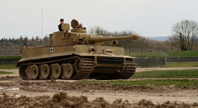 could a tiger 2 defeat a modern day tank