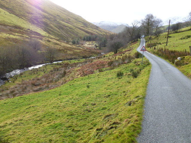 Looking up the valley towards Gweirglodd-gilfach