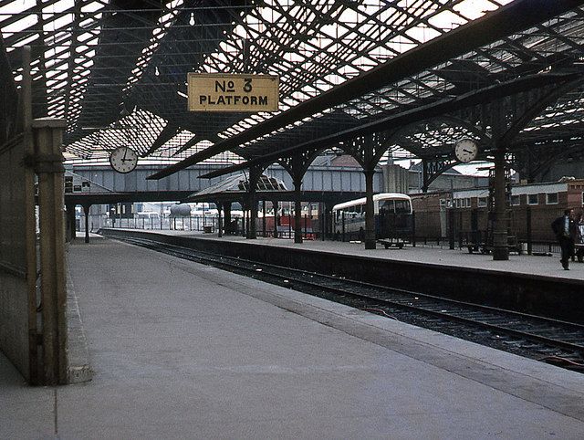Platforms 3 & 4 - Great Victoria Street station - 1973