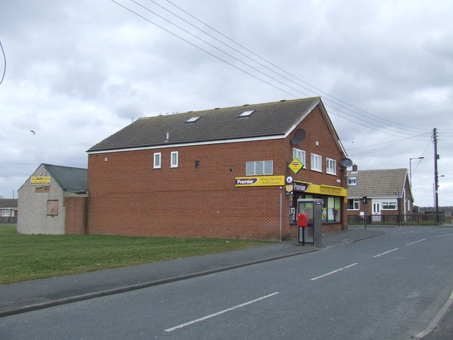 Local Shop, Hetton-le-hole © Malc Mcdonald Cc-by-sa 2.0 :: Geograph 