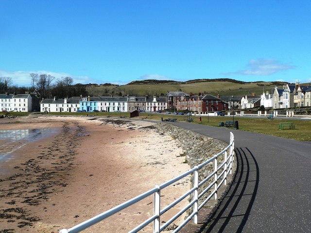 Kames Bay, Millport © Mary and Angus Hogg cc-by-sa/2.0 :: Geograph ...