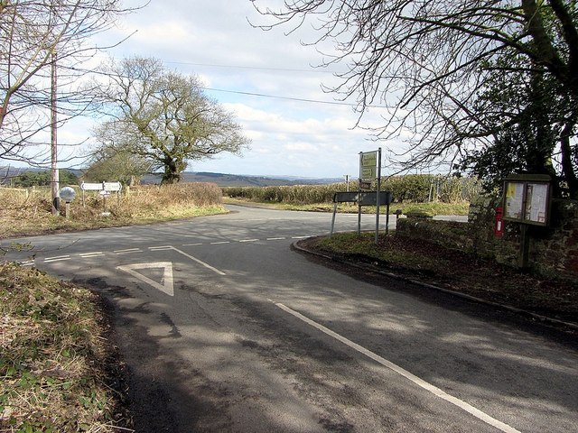 Road junction near Stelling Hall