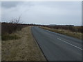 NZ2298 : Minor road towards Broomhill by JThomas