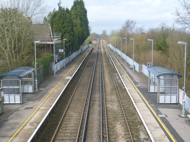 Selling station from the footbridge © Marathon :: Geograph Britain and ...