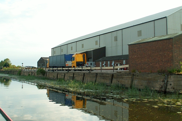 Riverside boundary of Potter Logistics distribution centre