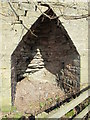 Frankham lime kiln - right hand arch