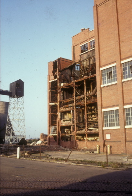 Foleshill Gas Works, demolition c. 1971 © FCG :: Geograph Britain and ...