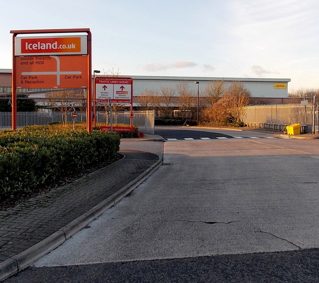 Entrance to the Iceland Distribution Centre, Swindon
