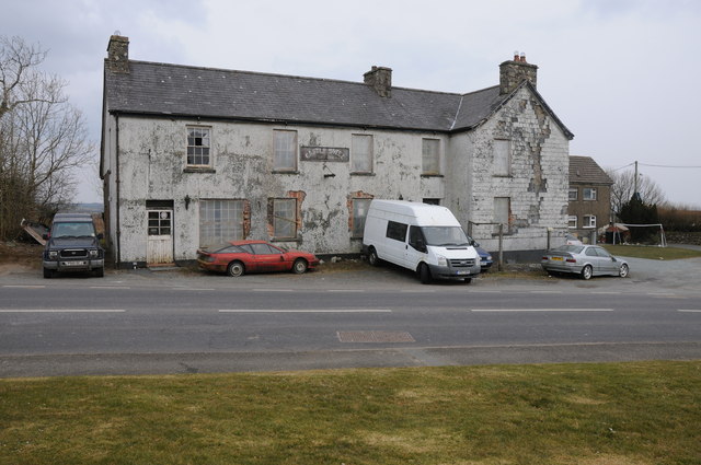 seen-better-days-philip-halling-geograph-britain-and-ireland