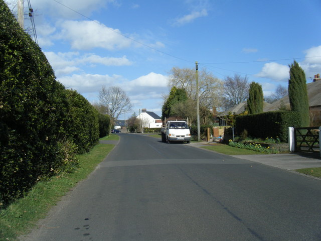 Brereton Heath Lane looking east