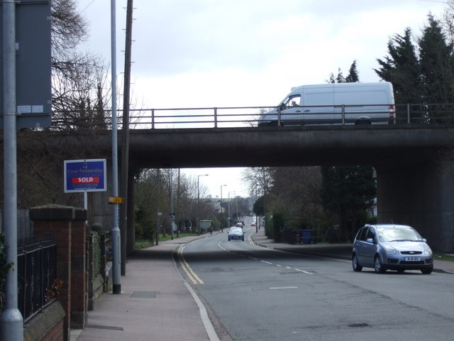 A38 bridge over Shobnall Road (B5017)