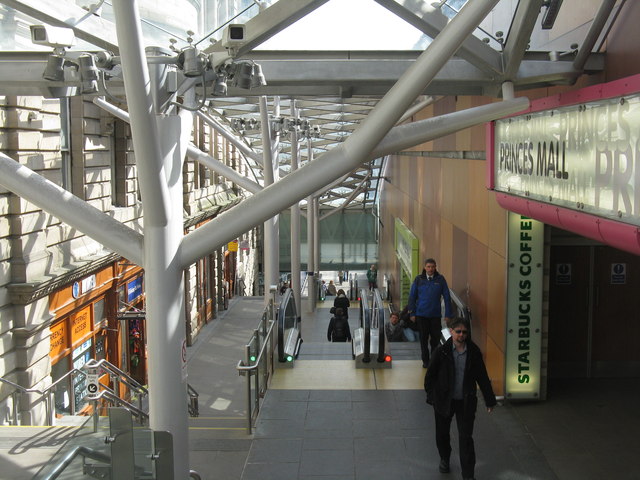 Waverley Steps and escalator