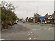 SJ5687 : Penketh, Warrington Road by David Dixon