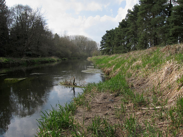 Little Ouse river at Santon Downham with... © Imogen Radford cc-by-sa/2 ...