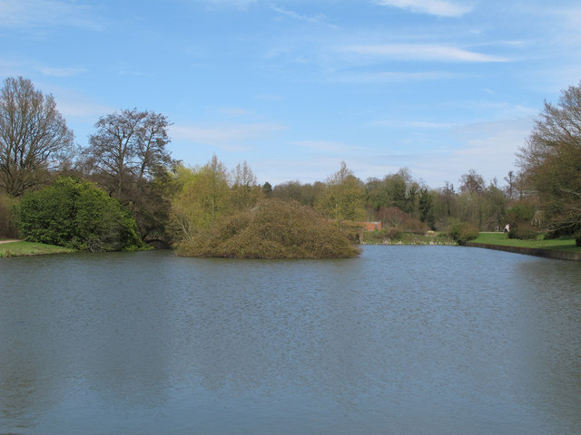 Lower Lake, Marks Hall Estate © Roger Jones cc-by-sa/2.0 :: Geograph ...