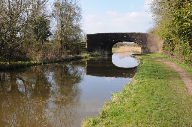 Bridge 28, Worcester and Birmingham Canal