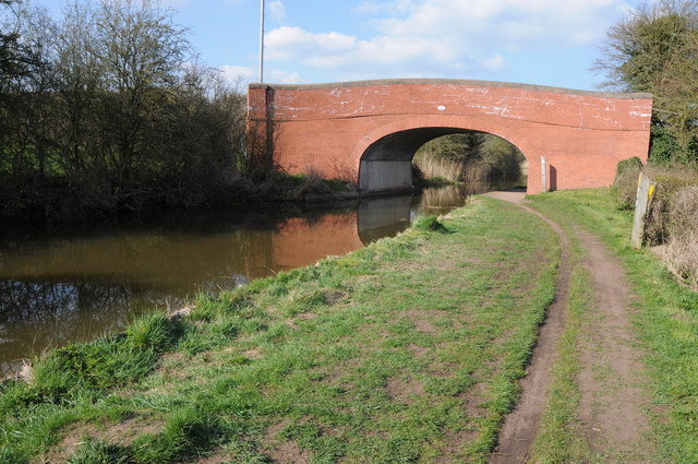 Bridge 27, Worcester and Birmingham Canal