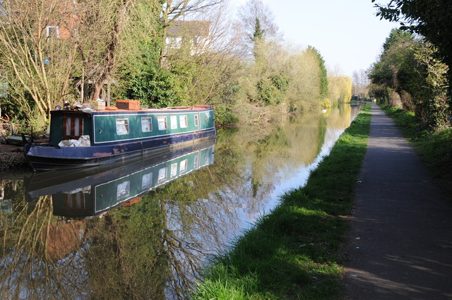 Narrowboat on the Worcester and Birmingham Canal