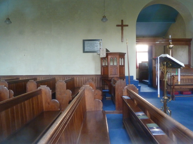 St Matthews Church, Dendron, Interior