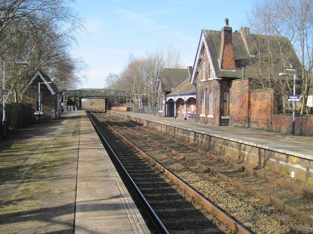 Padgate railway station © Nigel Thompson cc-by-sa/2.0 :: Geograph ...