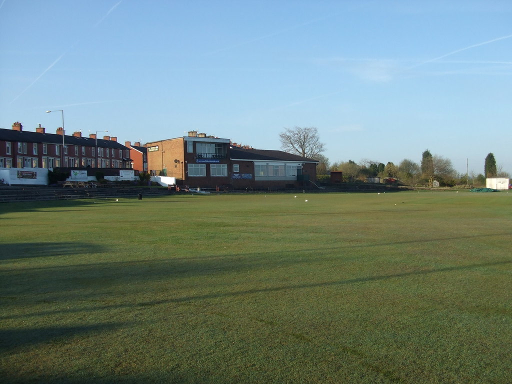 Enfield Cricket Club - Pavilion © BatAndBall cc-by-sa/2.0 :: Geograph ...