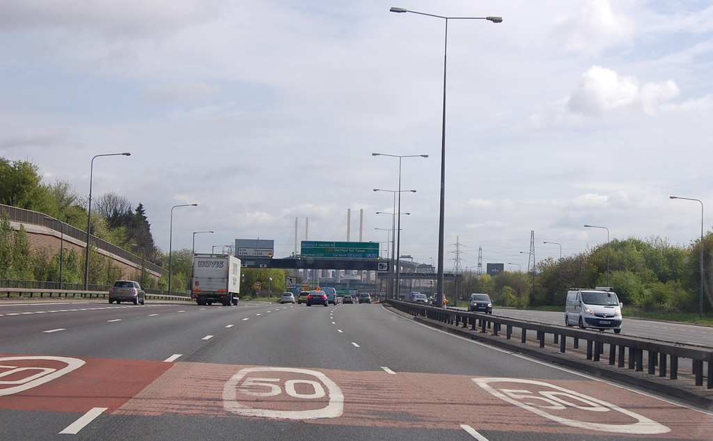 A282 Approaching Dartford Tunnel Tolls Julian P Guffogg Cc By Sa 2 0   3450044 6f006c0a 1024x1024 