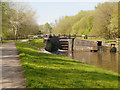 SD5704 : Leeds and Liverpool Canal, Poolstock Lower Lock by David Dixon
