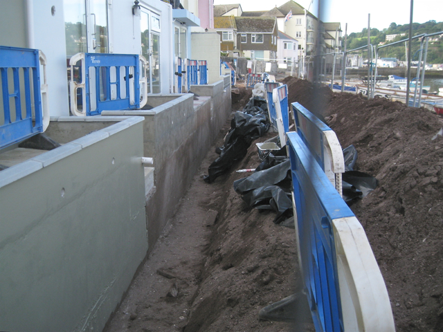 Below-ground flood protection, Teign View Place houses