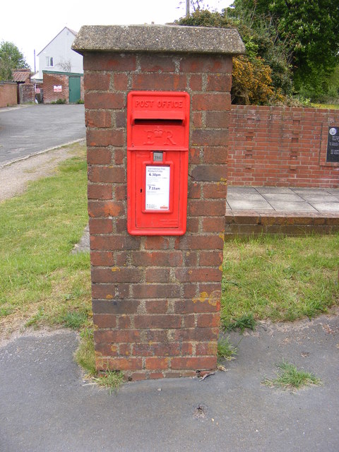 The Old School Postbox © Geographer cc-by-sa/2.0 :: Geograph Britain ...