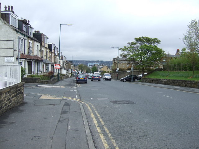 Lidget Green, Bradford - area information, map, walks and more