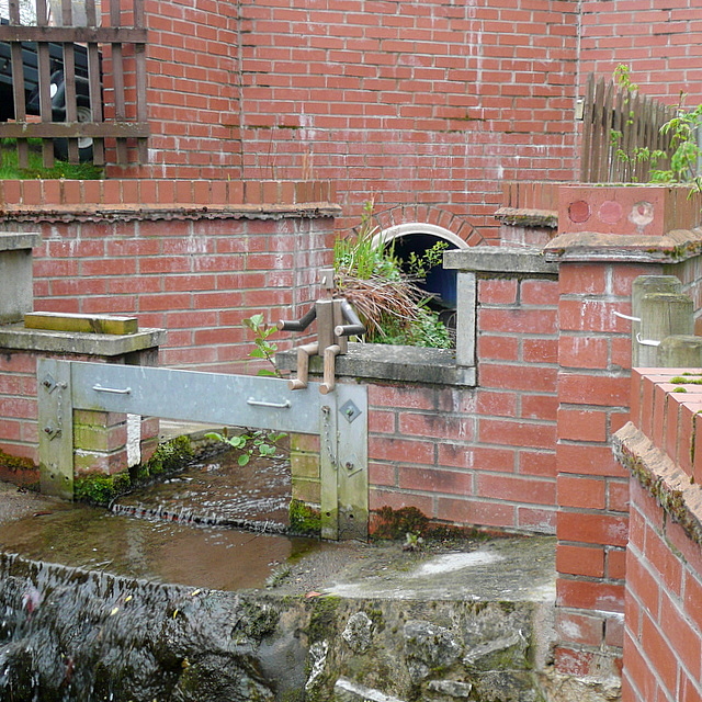 Drainage channel on Watling Street North