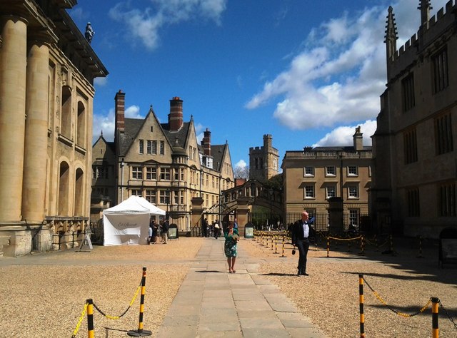 Passage between Sheldonian and Bodleian, Oxford