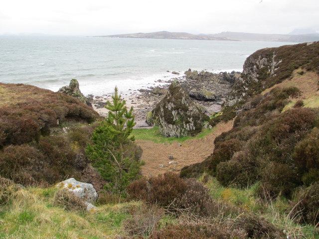 Gruinard Bay © Jennifer Jones cc-by-sa/2.0 :: Geograph Britain and Ireland