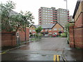 Lincoln Green Court - Lincoln Green Road