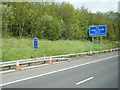 Anti-clockwise M25 direction sign for Biggin Hill