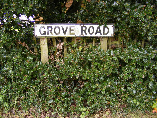 Grove Road sign