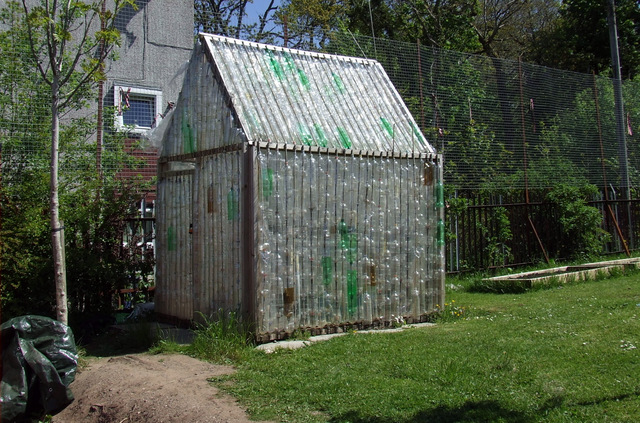 Inverkip Primary School greenhouse © Thomas Nugent :: Geograph Britain ...