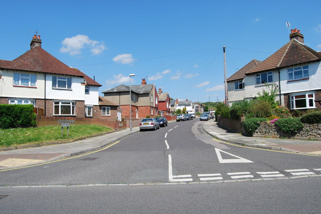 Sixth Avenue, Cosham (1) © Barry Shimmon cc-by-sa/2.0 :: Geograph ...