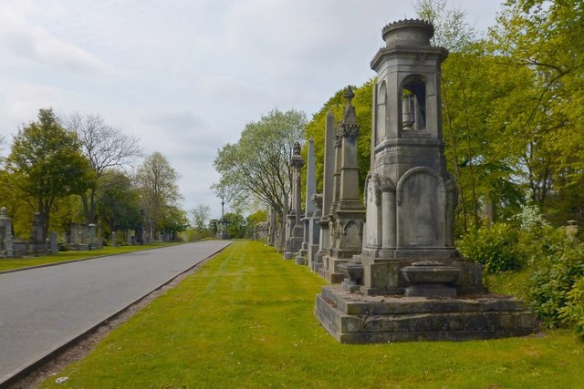 Woodside Cemetery: the Broadwalk