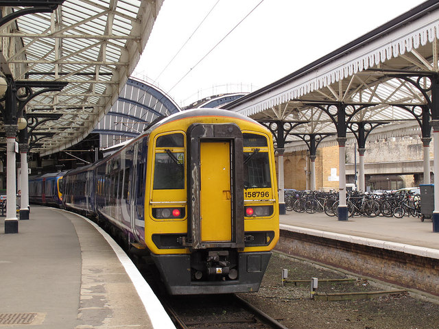 york-station-platform-1-stephen-craven-geograph-britain-and-ireland