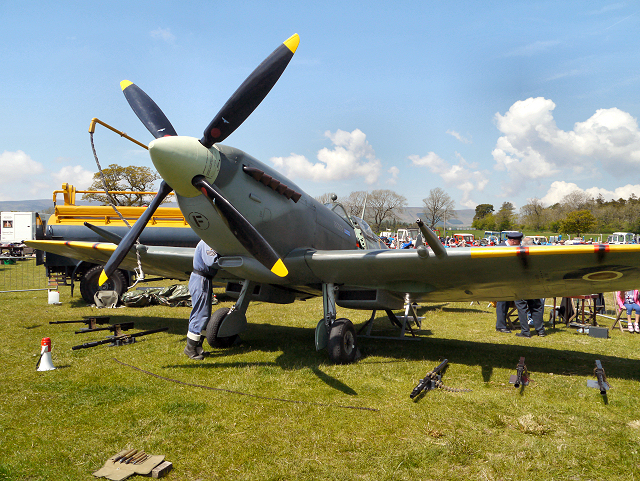 Replica Spitfire at the Chipping Steam Fair