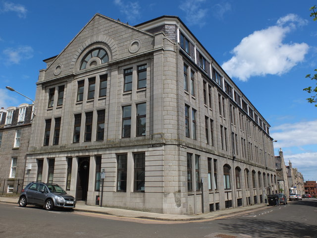 The Ogilvie Building, Dee Street © Bill Harrison cc-by-sa/2.0 ...