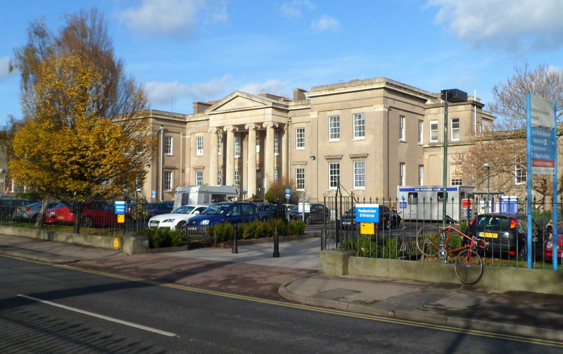 Entrance To Cheltenham General Hospital © Jaggery Cc-by-sa/2.0 ...