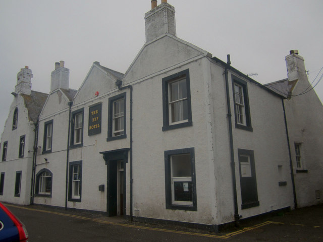 The Ship Hotel Eyemouth © Graham Robson Geograph Britain And Ireland