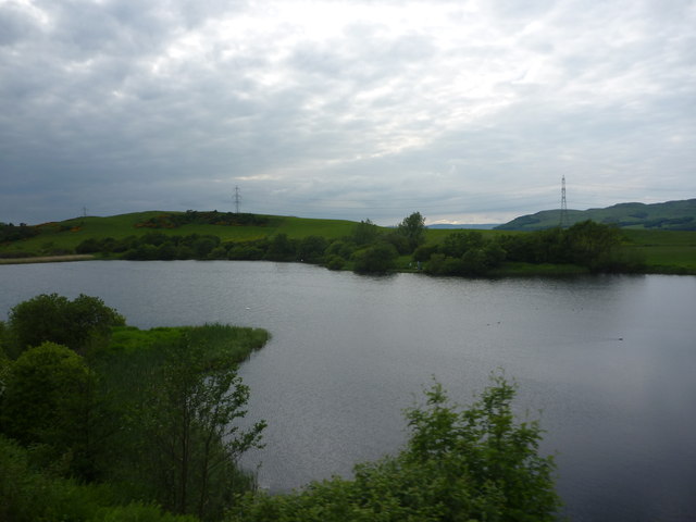 Fife Landscape : Loch Near Lumphinnans Farm