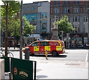 O1534 : Responding to a Shout - a Dublin Fire Brigade Advanced Paramedic Unit on O'Connell Street by Eric Jones