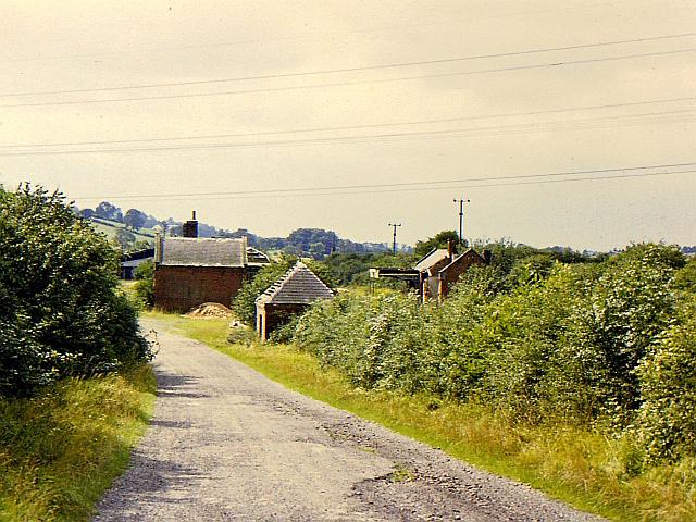 The approach to Lowesby station
