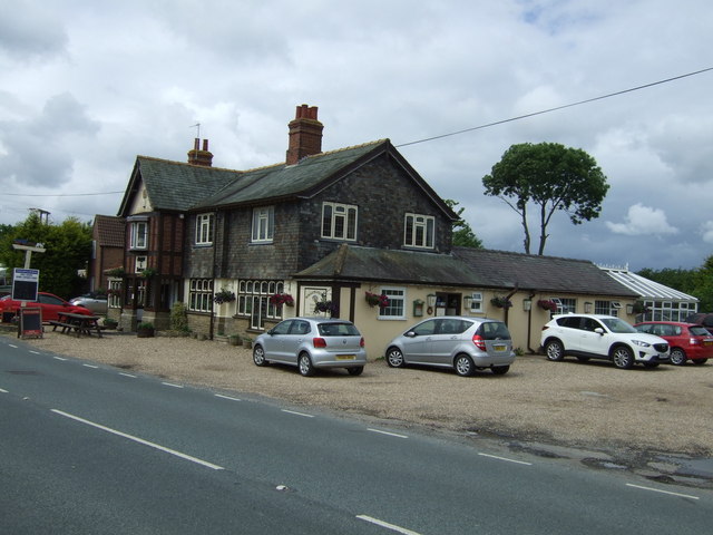 The Waggon & Horses pub, South Reston © JThomas cc-by-sa/2.0 ...